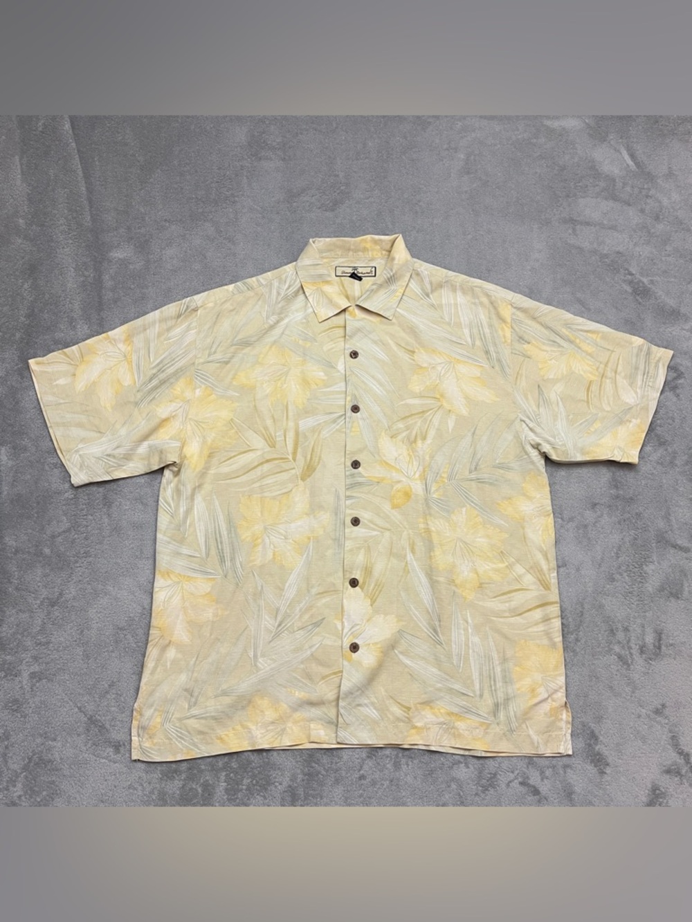 Tommy Bahama Shirt Mens Large Yellow Silk Floral Hawaiian Button Up Camp Casual